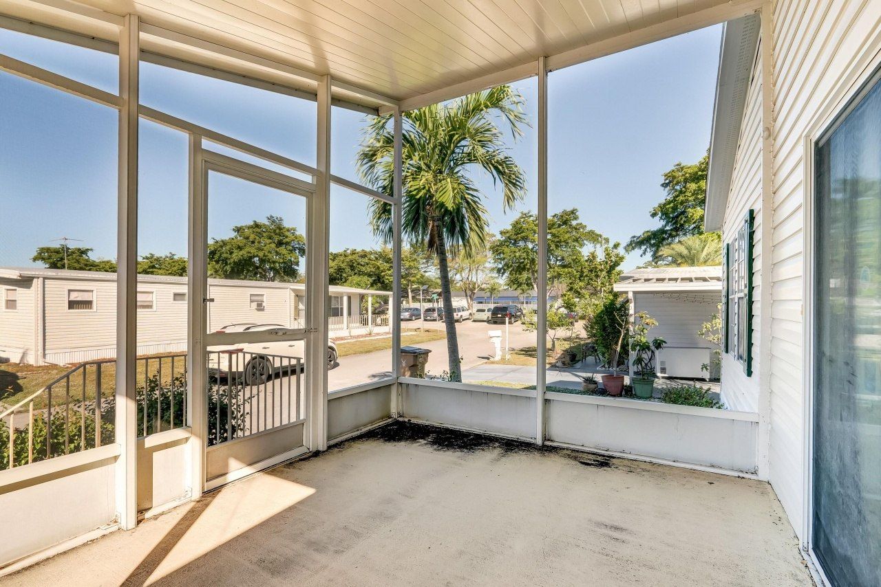 4920 NW 2nd Terrace, Pompano Beach, FL 33064 Photo