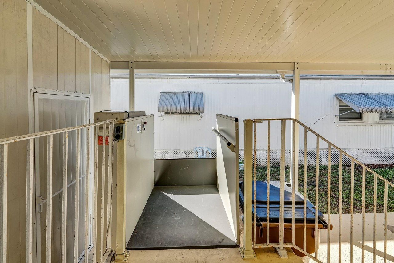 4920 NW 2nd Terrace, Pompano Beach, FL 33064 Photo