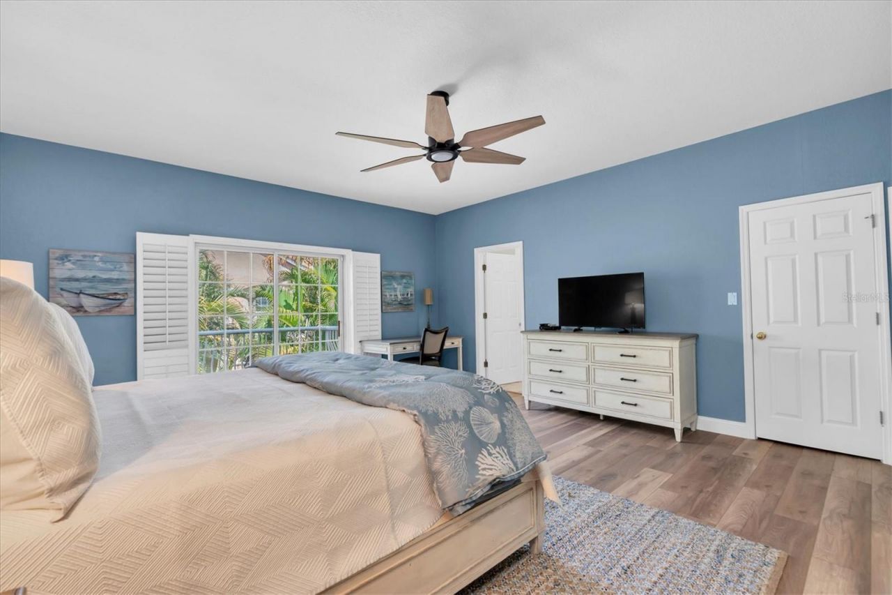 6224 Vista Verde Drive W, Saint Petersburg, FL 33707 Photo