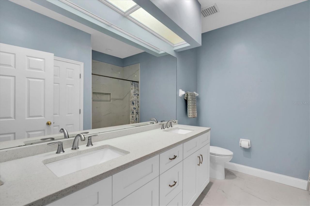 6224 Vista Verde Drive W, Saint Petersburg, FL 33707 Photo