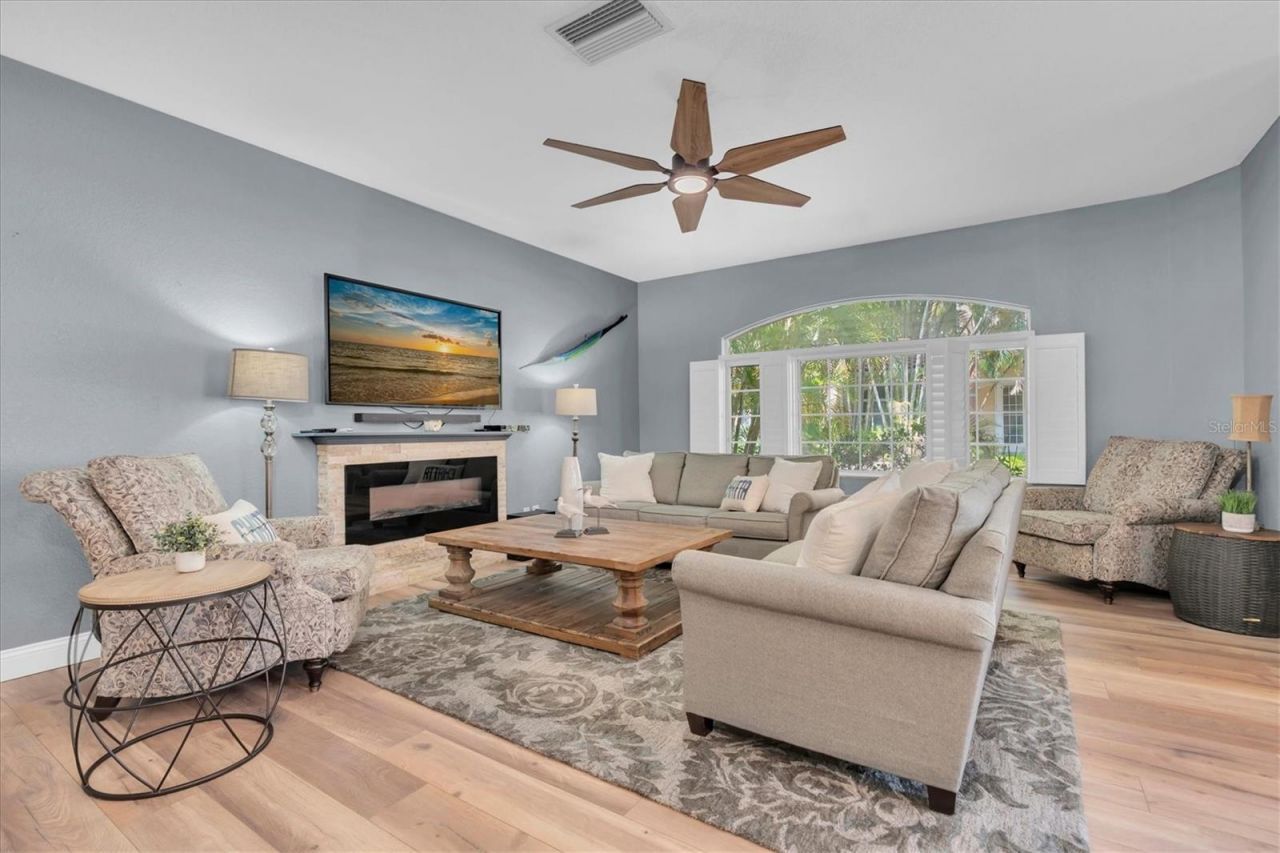 6224 Vista Verde Drive W, Saint Petersburg, FL 33707 Photo