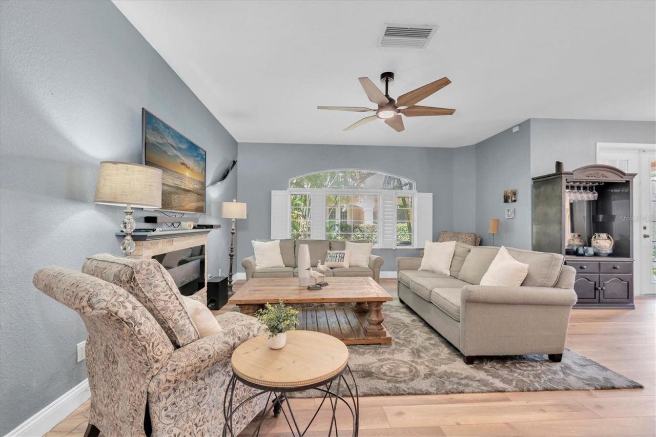 6224 Vista Verde Drive W, Saint Petersburg, FL 33707 Photo