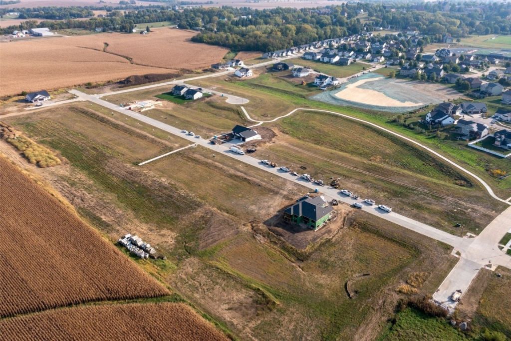 620 17th Avenue Sw, Mt Vernon, IA 52314 Main Photo