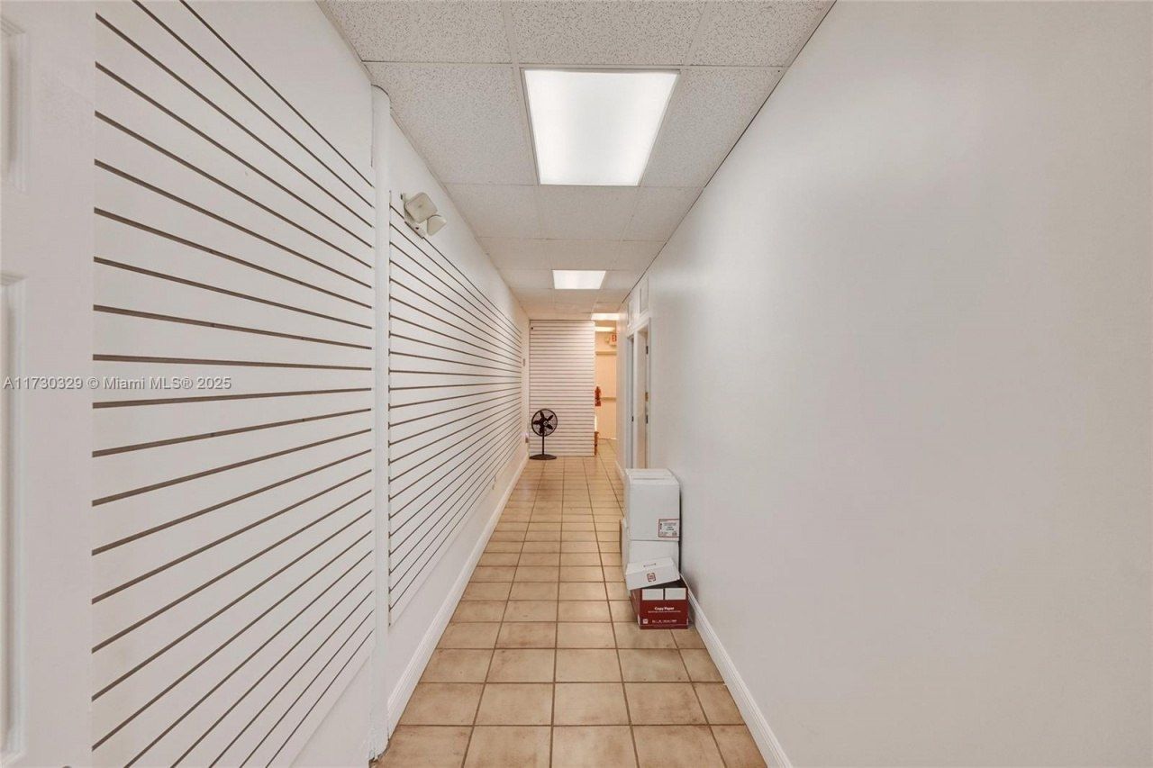 12382 Quail Roost Drive, Miami, FL 33177 Photo