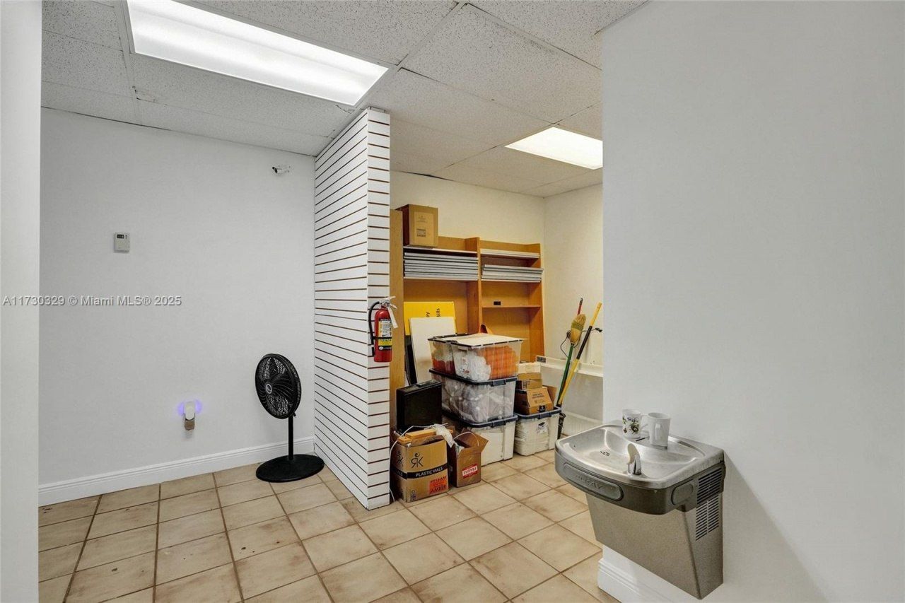 12382 Quail Roost Drive, Miami, FL 33177 Photo