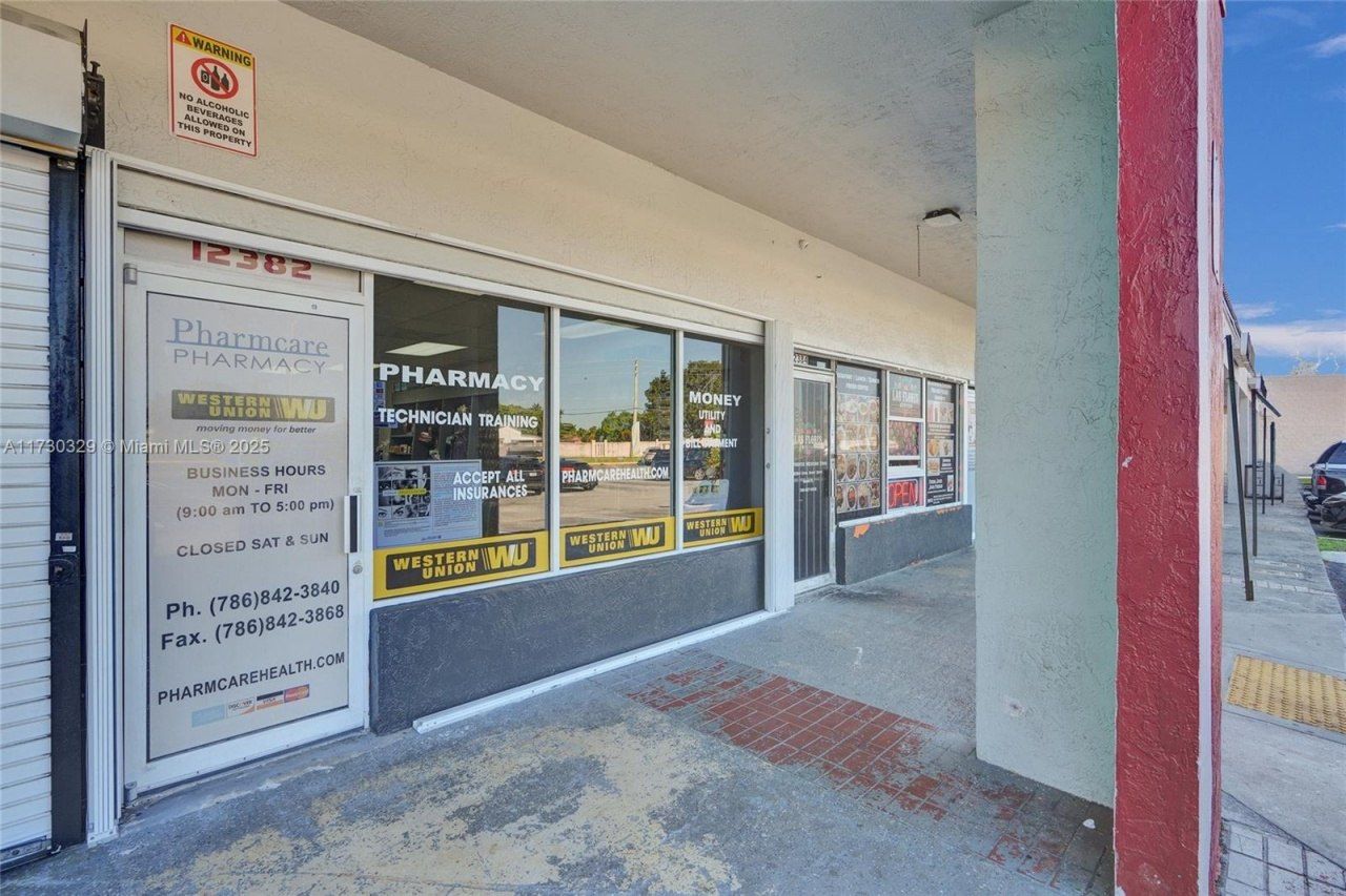 12382 Quail Roost Drive, Miami, FL 33177 Photo