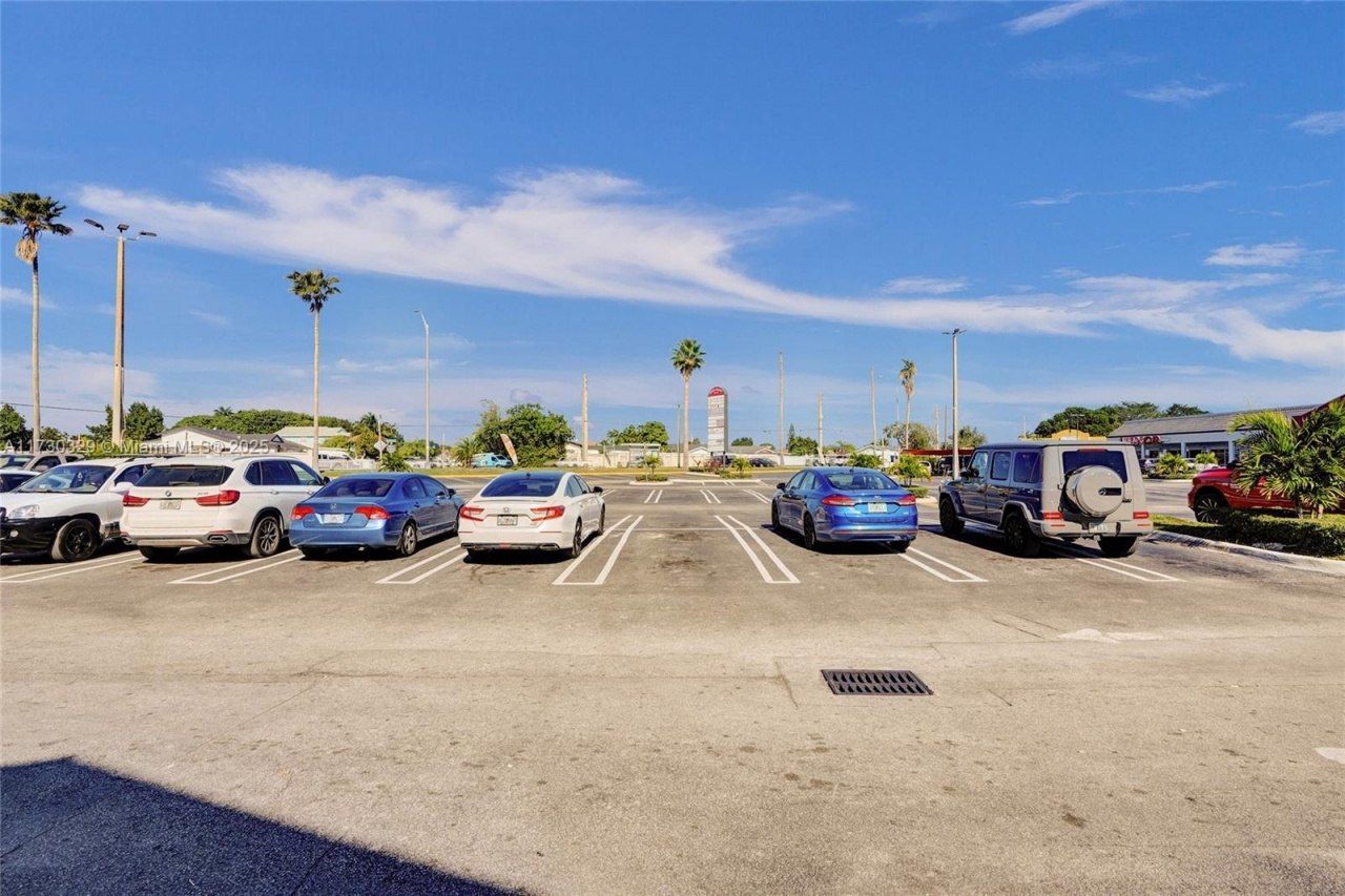 12382 Quail Roost Drive, Miami, FL 33177 Photo