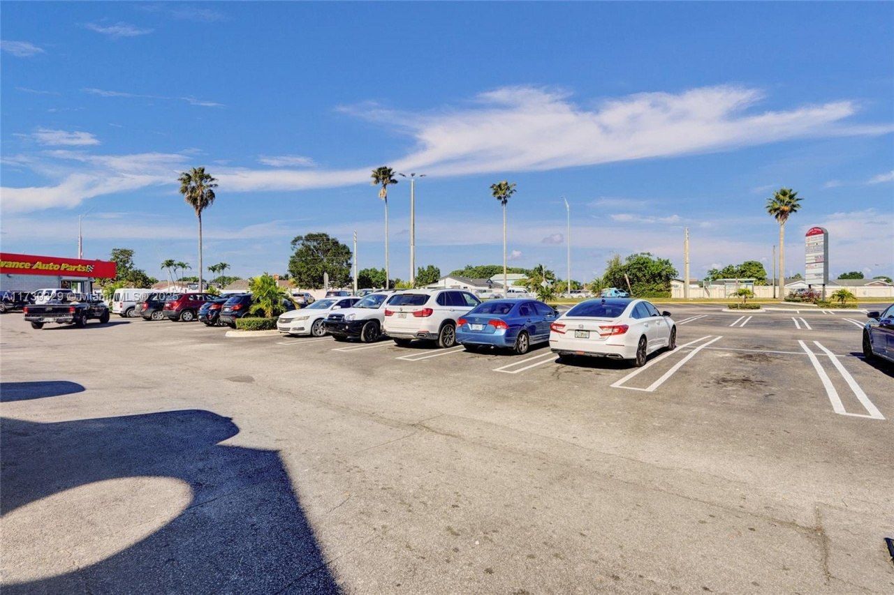 12382 Quail Roost Drive, Miami, FL 33177 Photo