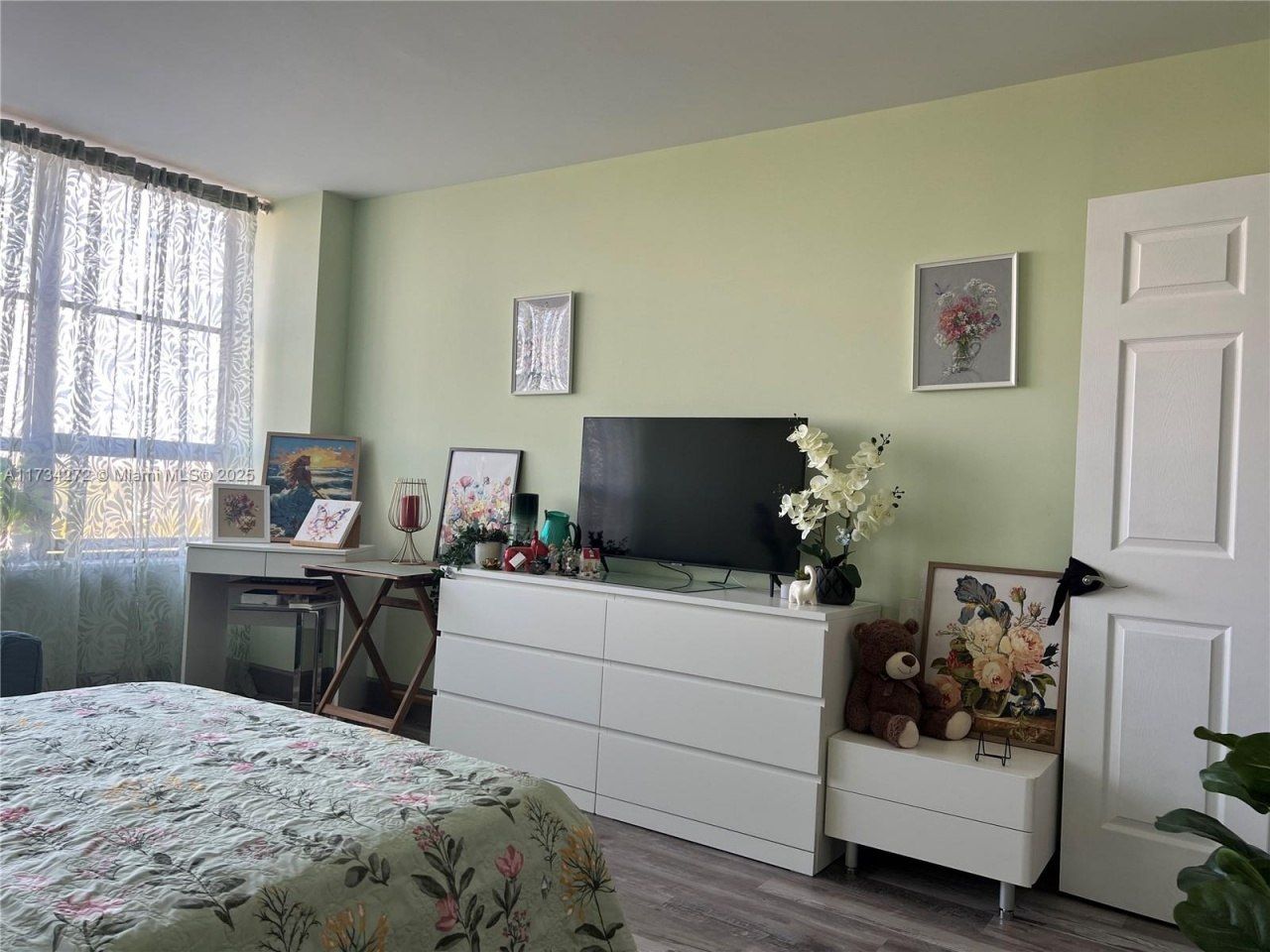 600 Three Islands Blvd, Unit 504, Hallandale Beach, FL 33009 Photo