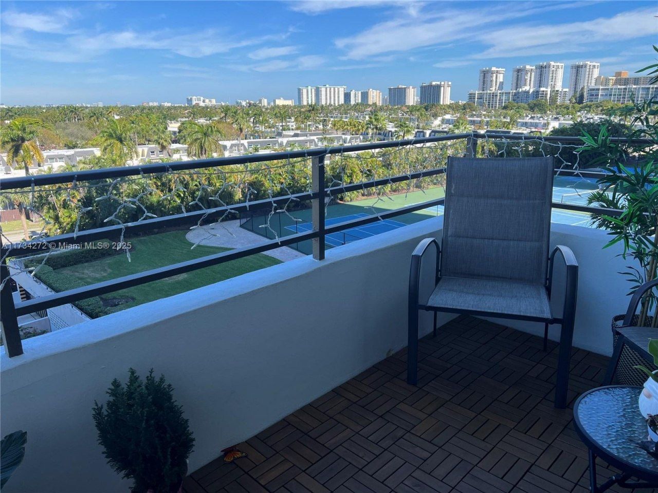 600 Three Islands Blvd, Unit 504, Hallandale Beach, FL 33009 Photo