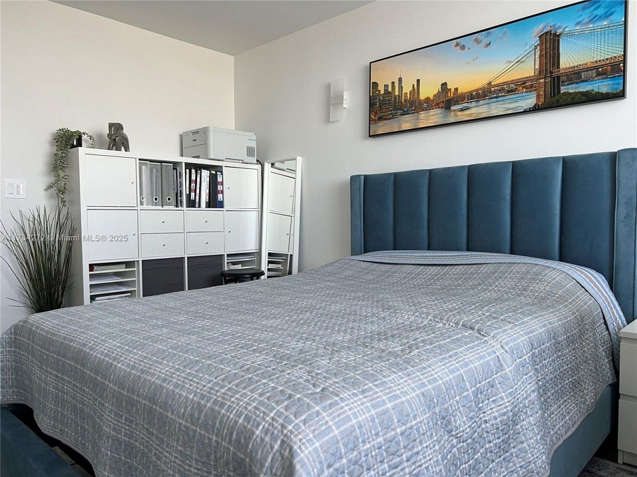 600 Three Islands Blvd, Unit 504, Hallandale Beach, FL 33009 Photo