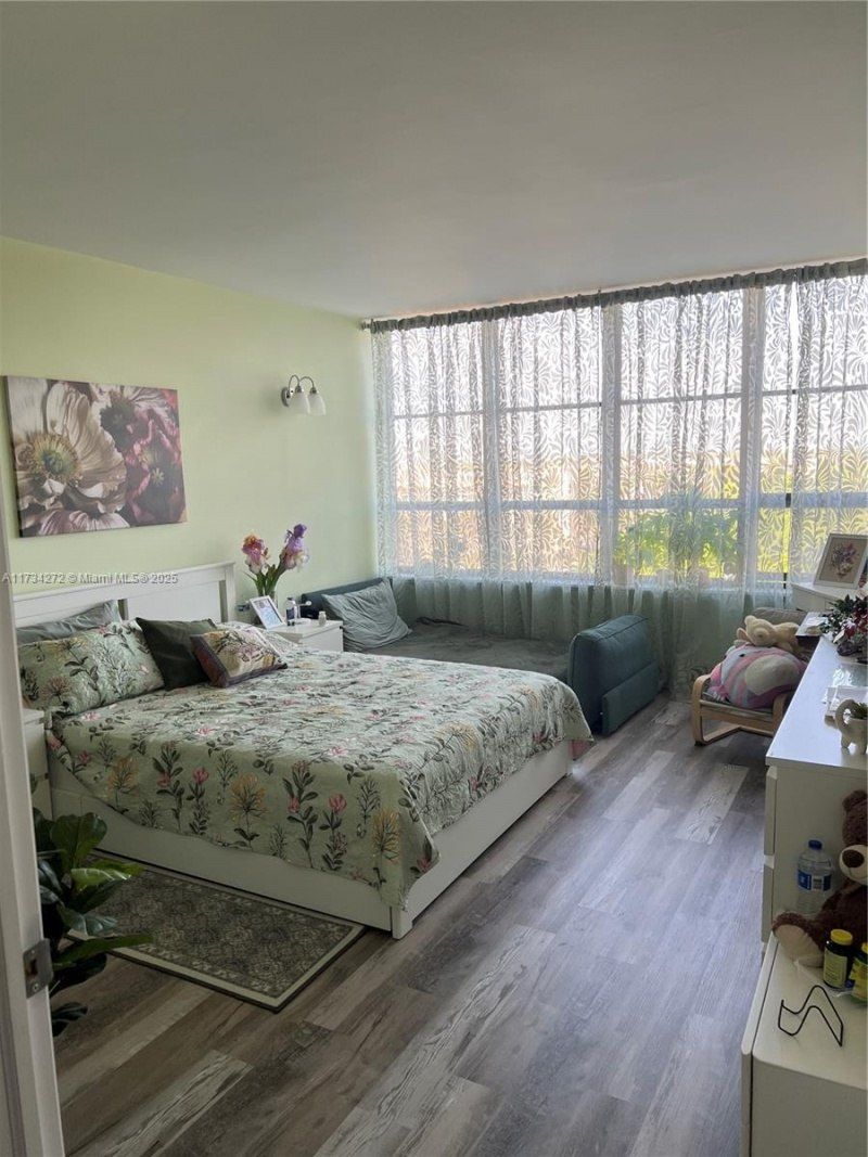 600 Three Islands Blvd, Unit 504, Hallandale Beach, FL 33009 Photo