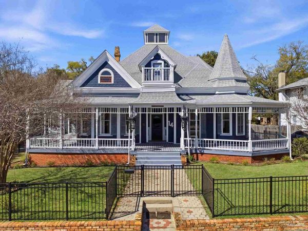 14 W Gadsden St, Pensacola, FL 32501