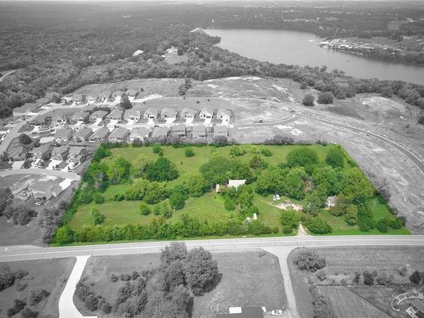 25020 W 143rd Street, Olathe, KS 66061