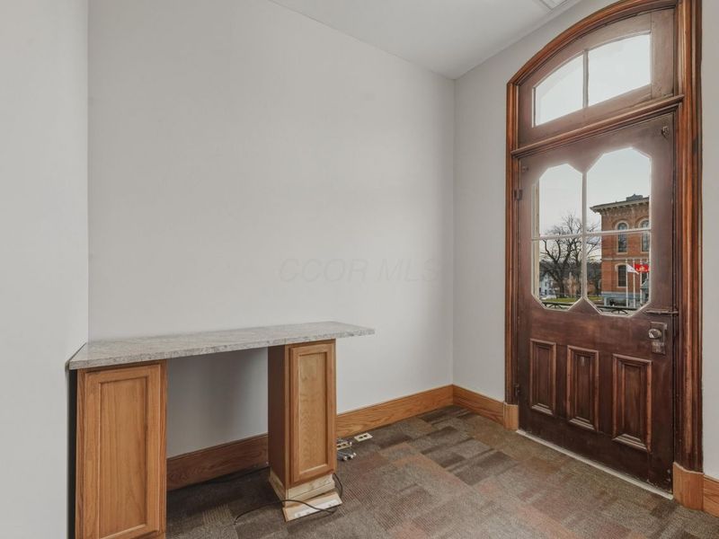 94 N Sandusky Street, Delaware, OH 43015 Photo 10