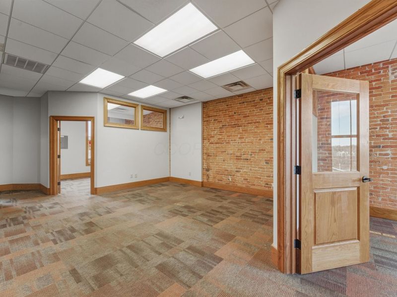 94 N Sandusky Street, Delaware, OH 43015 Photo 14