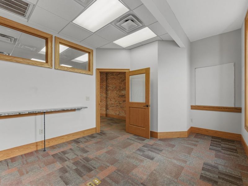 94 N Sandusky Street, Delaware, OH 43015 Photo 18