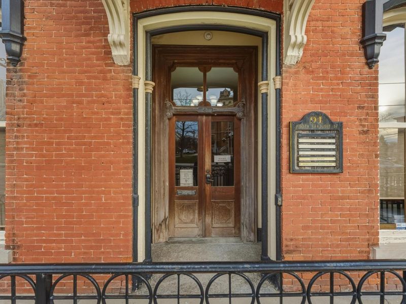 94 N Sandusky Street, Delaware, OH 43015 Photo 4