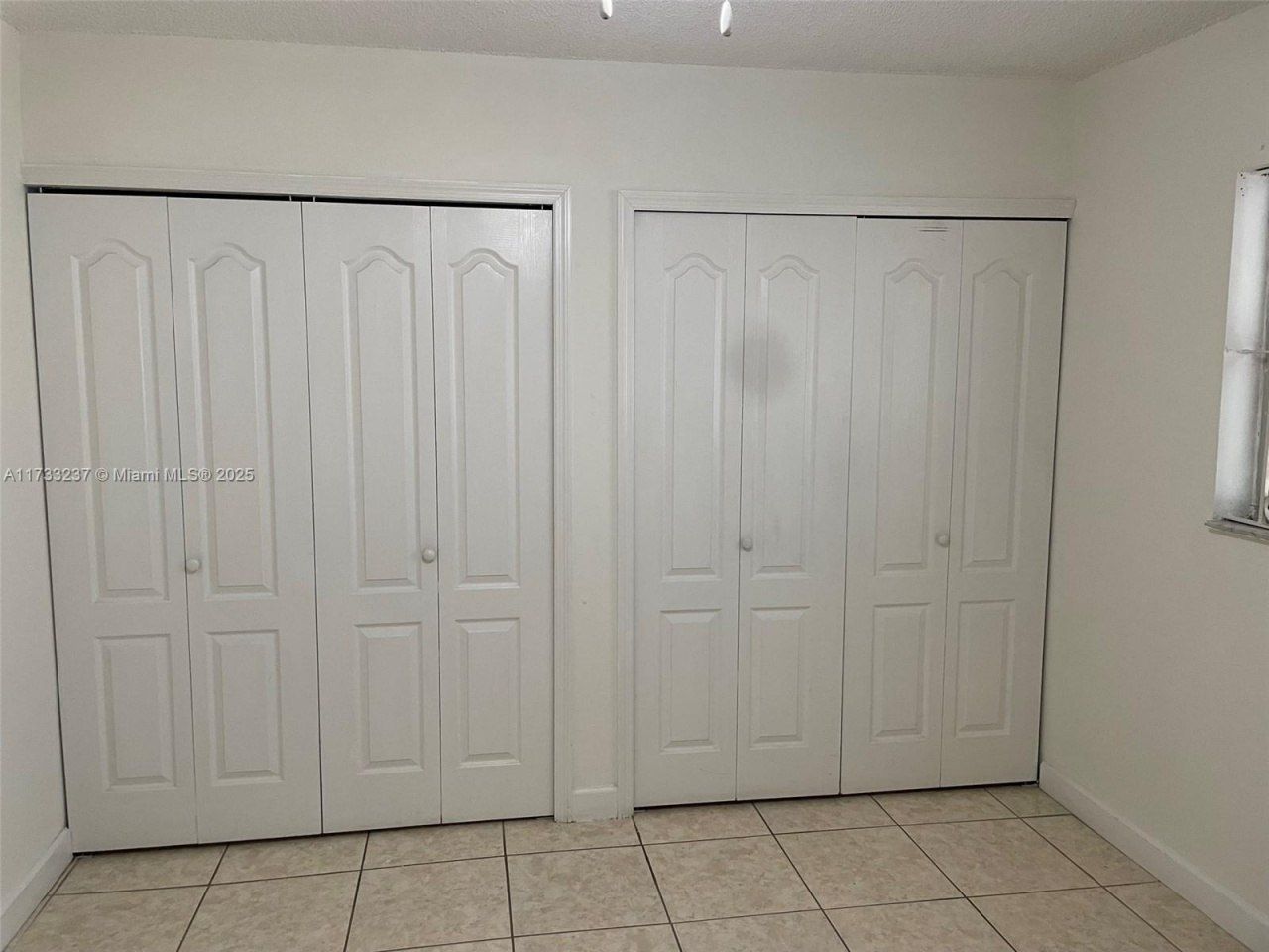 1950 W 54th St, Unit 112, Hialeah, FL 33012 Photo