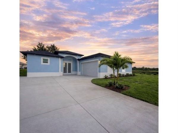 900 Sunniland BLVD W, LEHIGH ACRES, FL 33971