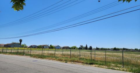 7400 Shasta Ave, Elk Grove, CA 95758 Photo