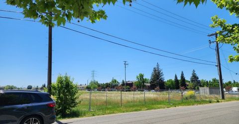 7400 Shasta Ave, Elk Grove, CA 95758 Photo