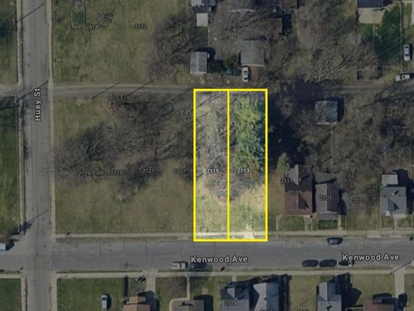 2113 Kenwood Avenue, South Bend, IN 46628