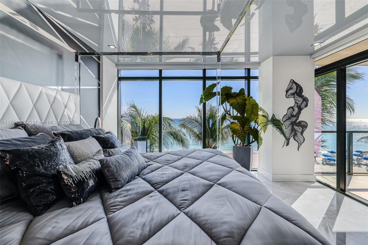 2205 S Surf Rd, Unit 4A, Hollywood, FL 33019 Photo