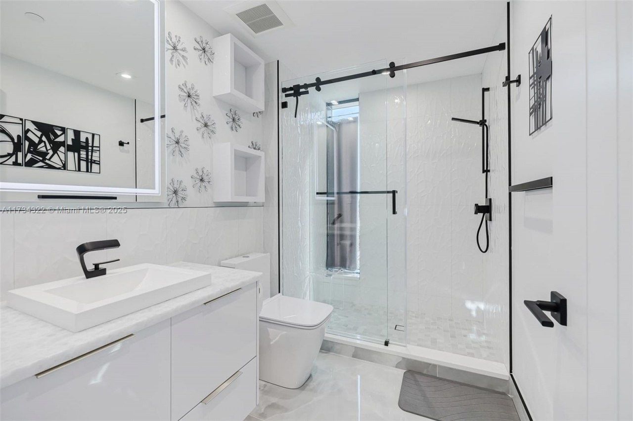 2205 S Surf Rd, Unit 4A, Hollywood, FL 33019 Photo