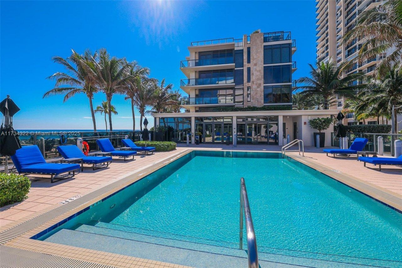 2205 S Surf Rd, Unit 4A, Hollywood, FL 33019 Photo