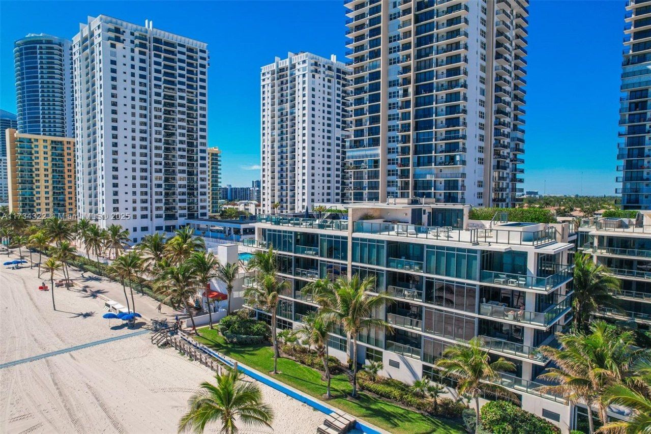 2205 S Surf Rd, Unit 4A, Hollywood, FL 33019 Photo