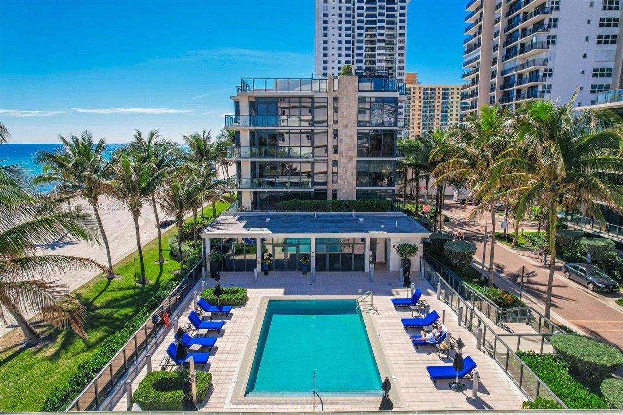 2205 S Surf Rd, Unit 4A, Hollywood, FL 33019 Photo