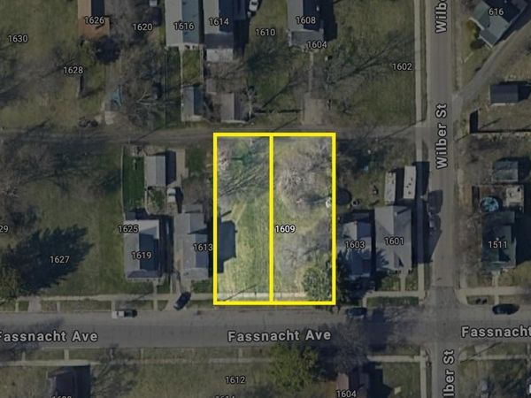 1607 Fassnacht Avenue, South Bend, IN 46628