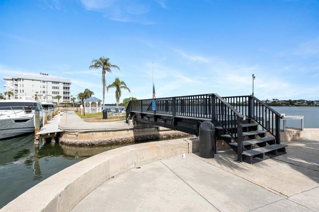 5855 Midnight Pass Road, Unit 520, Sarasota, FL 34242 Photo