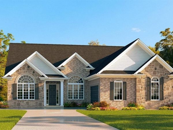 9748 Meriwether Drive, St Jacob, IL 62281