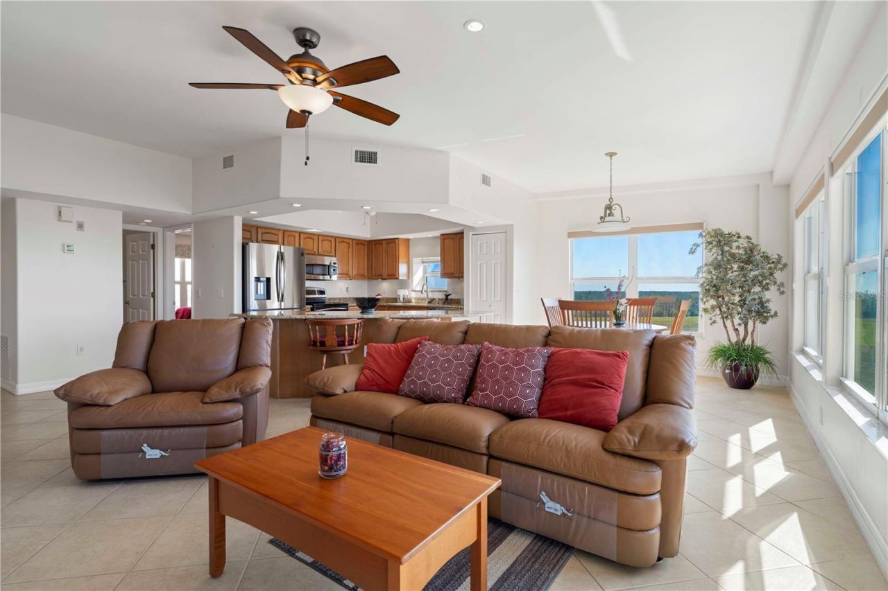 101 N Marion Court, Unit 131, Punta Gorda, FL 33950 Photo