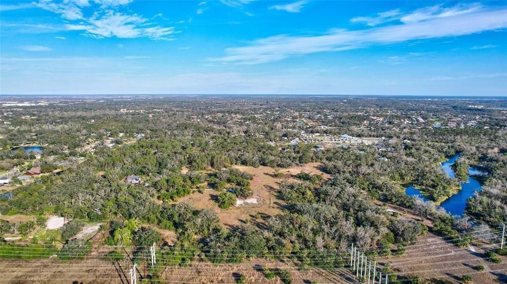 8330 Linger Lodge Road, Bradenton, FL 34202 Photo