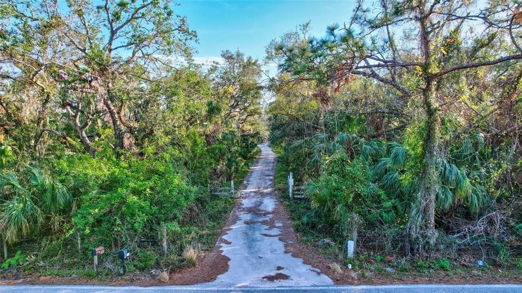 8330 Linger Lodge Road, Bradenton, FL 34202 Photo