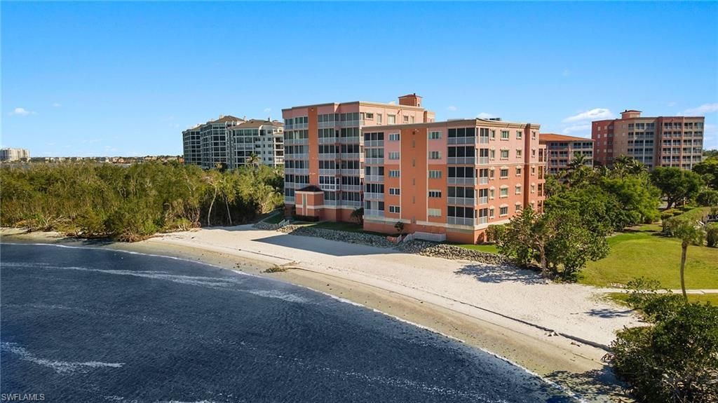 14811 Laguna Dr, Unit 101, Fort Myers, FL 33908 Photo