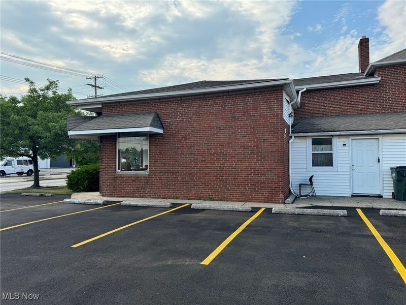 455 E 200th Street, Unit B, Euclid, OH 44119 Photo 7