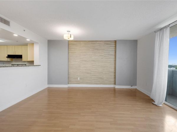 3000 Coral Way, Unit 513, Miami, FL 33145