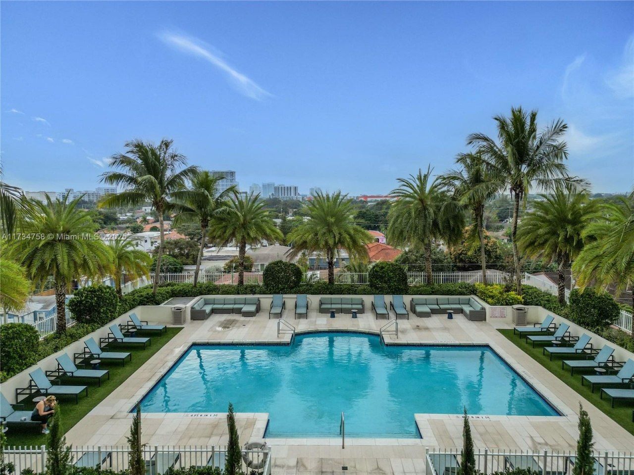 3000 Coral Way, Unit 513, Miami, FL 33145 Photo