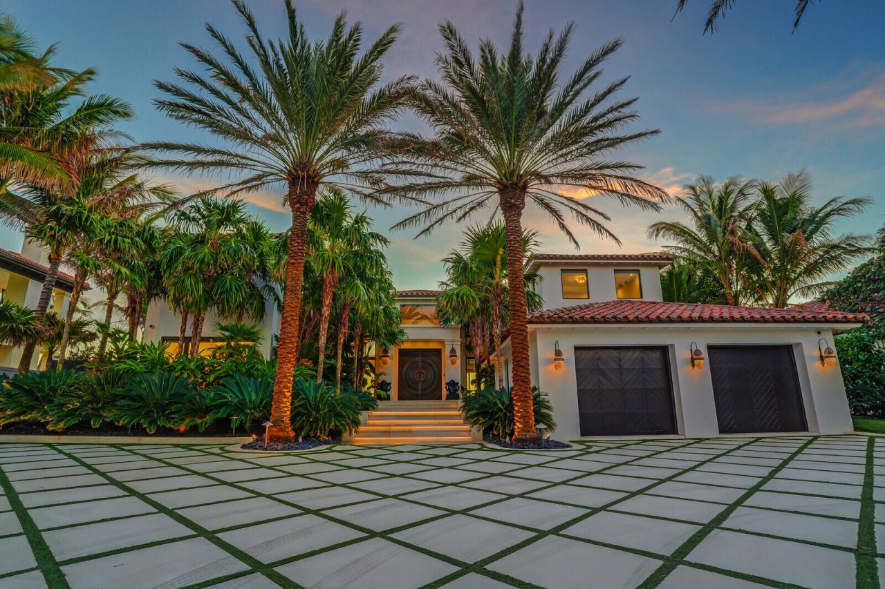 14 Ocean Drive, Jupiter Inlet Colony, FL 33469 Photo