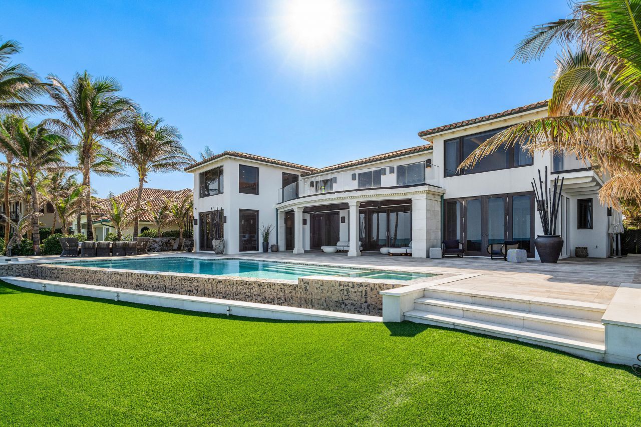 14 Ocean Drive, Jupiter Inlet Colony, FL 33469 Photo