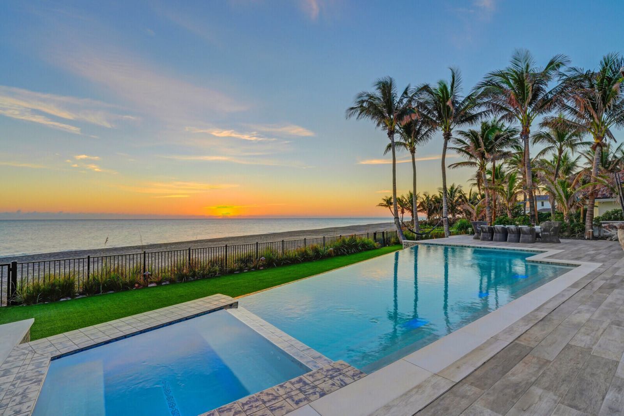 14 Ocean Drive, Jupiter Inlet Colony, FL 33469 Photo