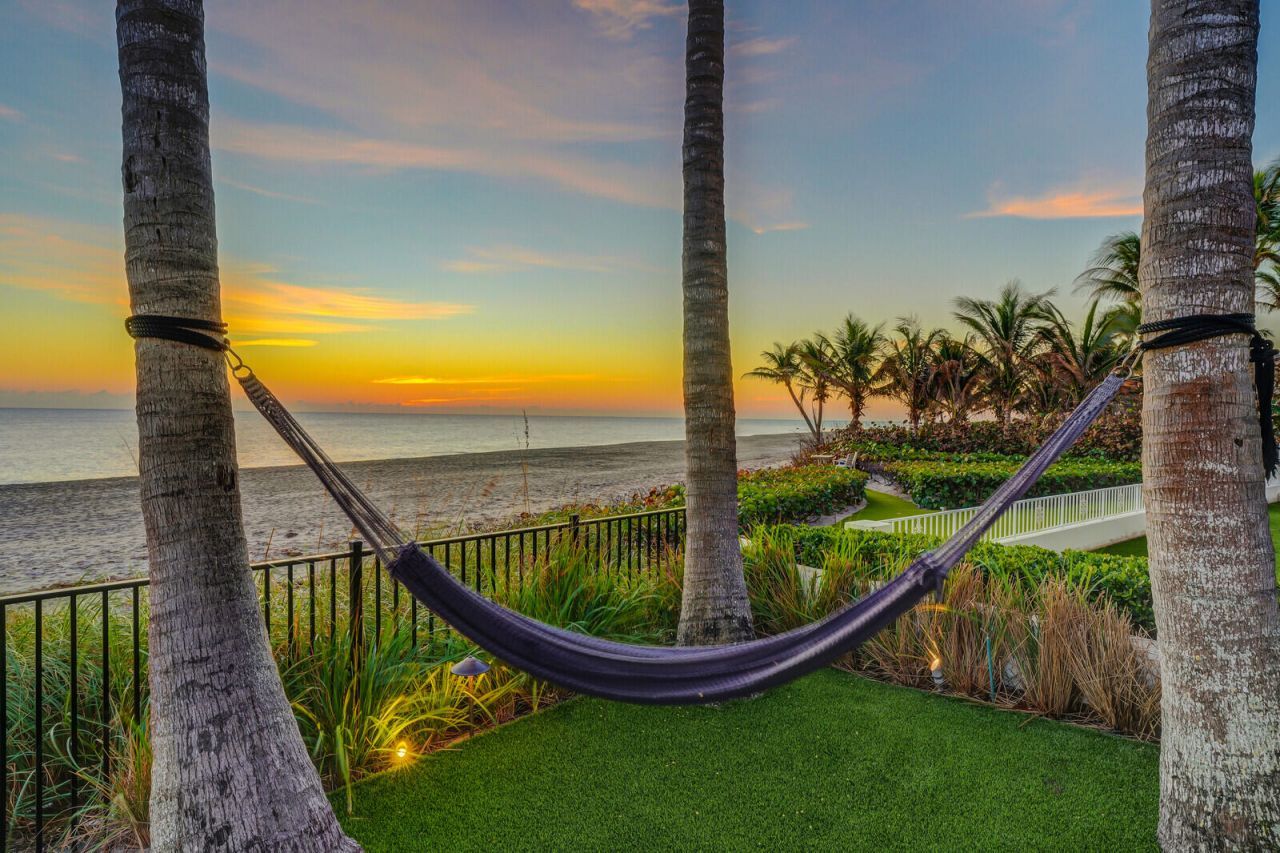 14 Ocean Drive, Jupiter Inlet Colony, FL 33469 Photo