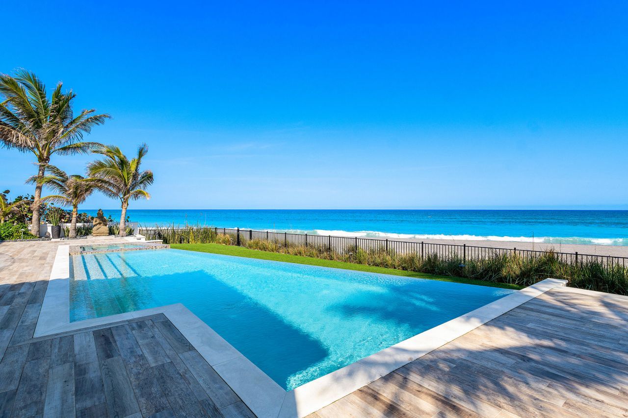 14 Ocean Drive, Jupiter Inlet Colony, FL 33469 Photo