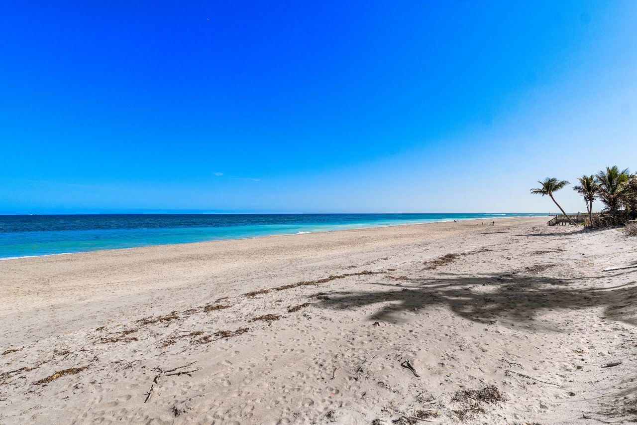 14 Ocean Drive, Jupiter Inlet Colony, FL 33469 Photo