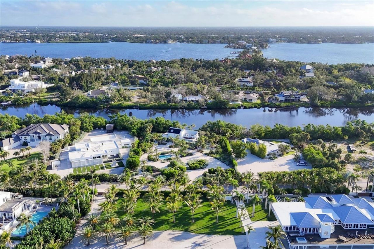 7665 Sanderling Road, Sarasota, FL 34242 Photo