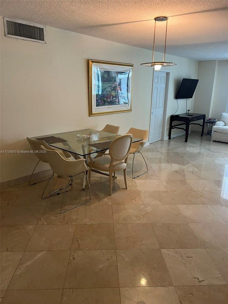 9801 Collins Ave, Unit 17J, Bal Harbour, FL 33154 Photo